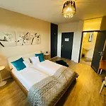 Hotel Zum Rayers Cafe-restaurant & Boutique-hotel Vogtsburg