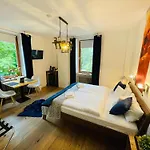 Zum Rayers Cafe-restaurant & Boutique-hotel *