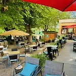 Hotel Zum Rayers Cafe-restaurant & Boutique-hotel