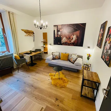 Zum Rayers Cafe-restaurant & Boutique-hotel Vogtsburg