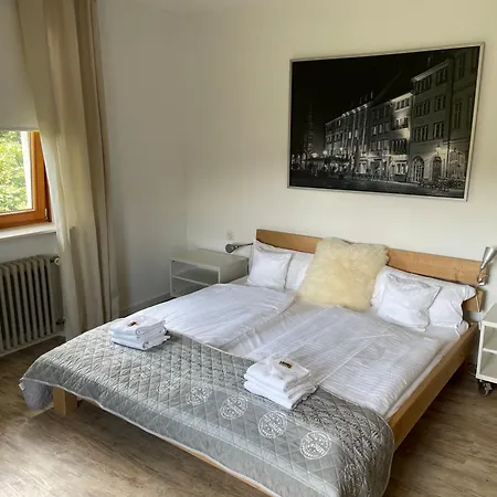 מלון Zum Rayers Cafe-restaurant & Boutique-hotel