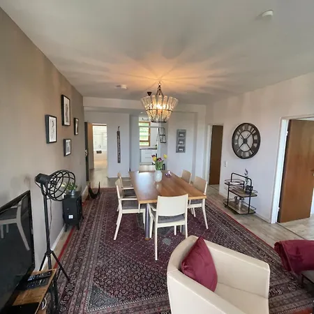 Zum Rayers Cafe-restaurant & Boutique-hotel Szálloda