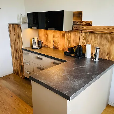 Zum Rayers Cafe-restaurant & Boutique-hotel מלון ווגטסבורג