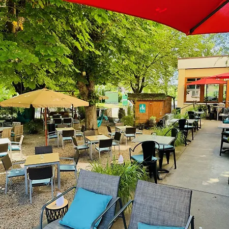 מלון Zum Rayers Cafe-restaurant & Boutique-hotel