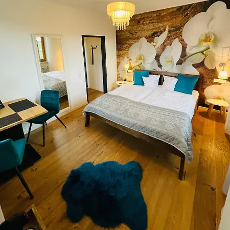 Zum Rayers Cafe-restaurant & Boutique-hotel Hotel *